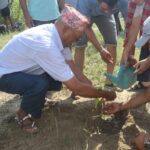 संविधान दिवसको अवसरमा राैतहटमा बृहत बृक्षारोपण